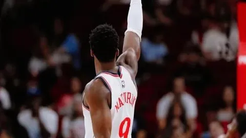 《转会市场》数据显示姆巴佩身价跌至1.6亿欧，两年内首度缩水2000万